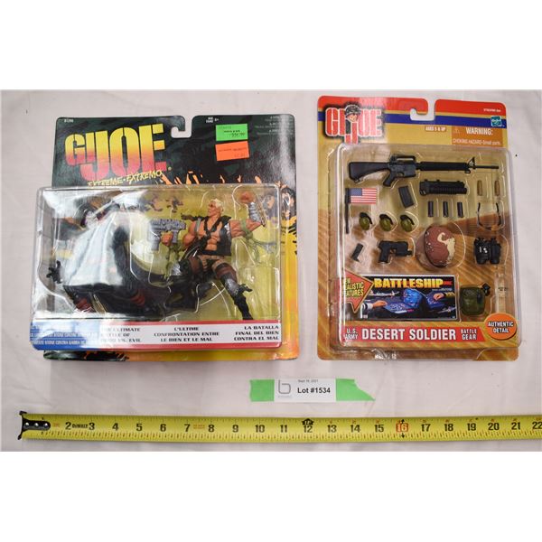 GI Joe Good vs Evil + clothes kit (NIB)