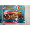 Image 2 : 2X The Money - Grand champion miniature horse set (NIB)