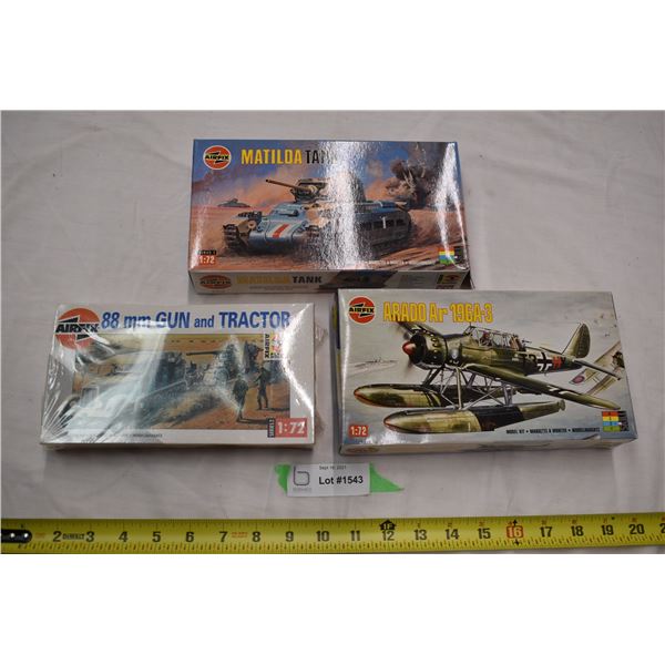 AirFIx Apirplane, Tank + Tractor