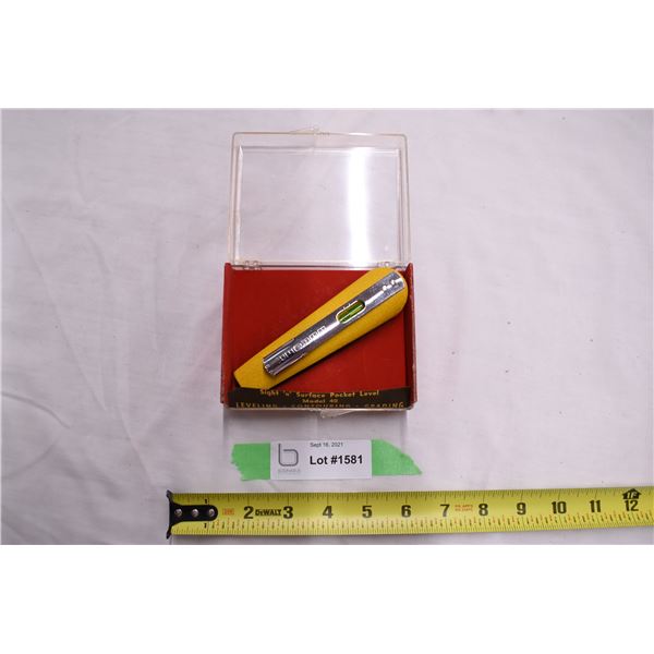 Vintage Berger Sighting Level - complete