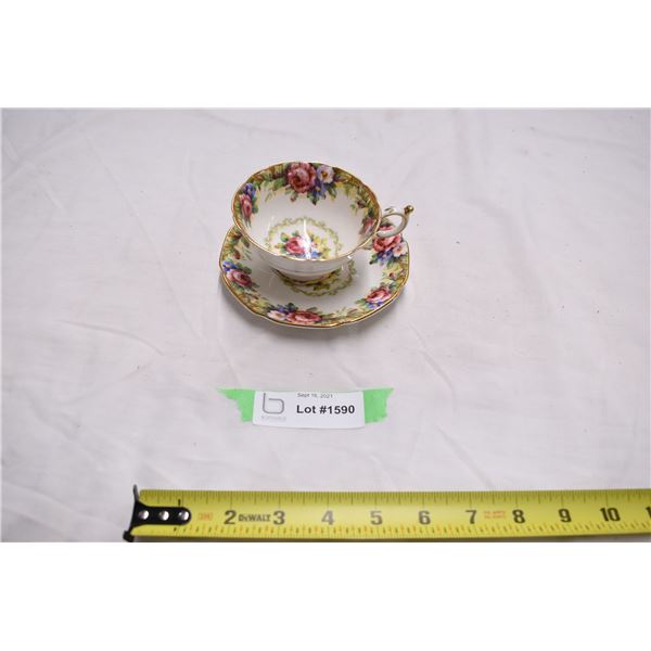 Paragon Tapestry Rose - Cup + Saucer Set