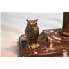 Image 3 : Cast brass? owl lamp with marble Base (working)