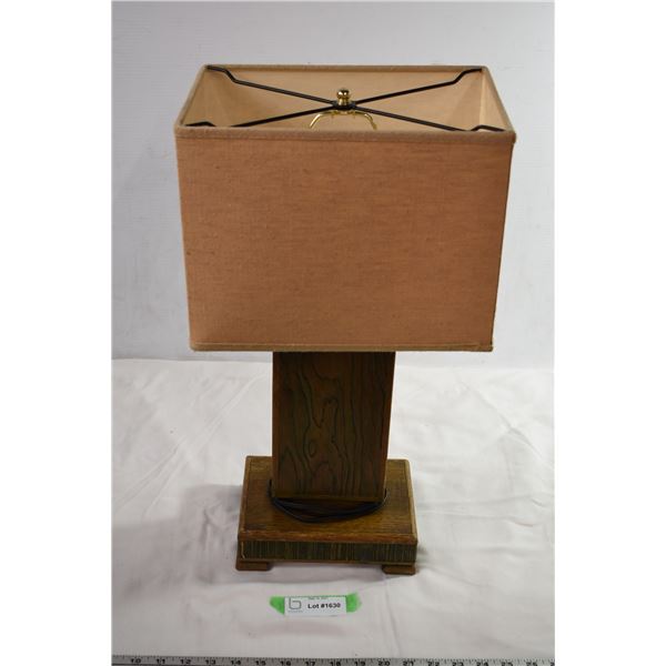 Mid Century Oak? Base Lamp (working)