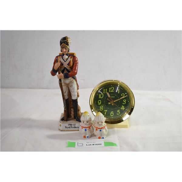 Royal Fusiliers ornament + Alarm clock + miniature shakers