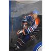 Image 2 : Mcfarlane - Wayne Gretzky 12" Oilers Blue
