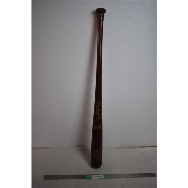 Louisville Slugger #23/500 Kenesaw Landis HOF baseball bat