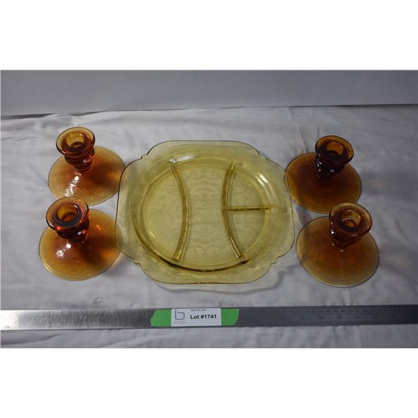 Depression glass plate with set of 4 glass candlesticks