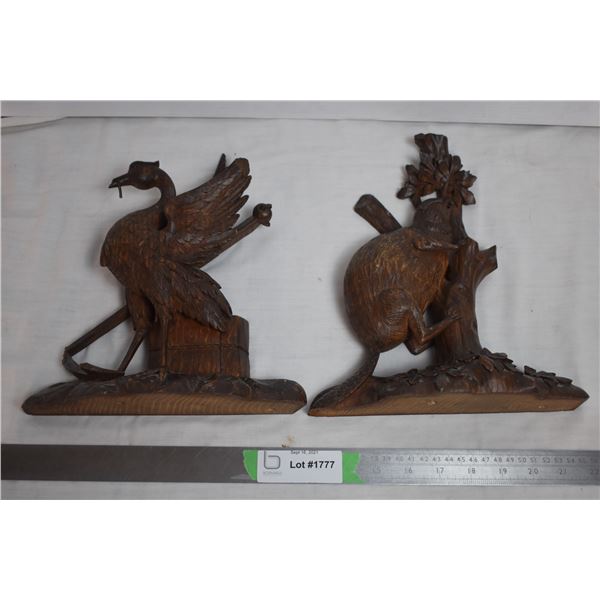 Wood Carbed Beaver + Shore Bird book-end? or wall hanging pieces