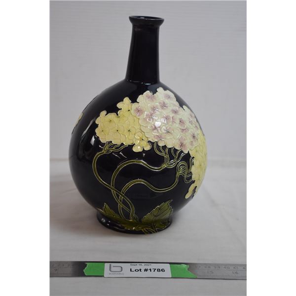 Julius Dressler Art Nouveau Vase (1910s?)