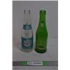 Image 1 : Vintage Canada Dry + 7-Up Pop Bottles