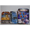 Image 5 : Minimates + Doctor Who figure + DC miniature