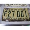 Image 2 : 1953, 1955 + pair of 1958 sask license plates (4)