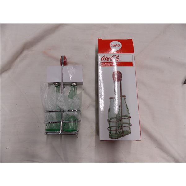Coca Cola Salt/Pepper shaker set in box