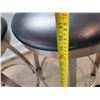 Image 4 : 2 Chrome and Leather Bar Stools