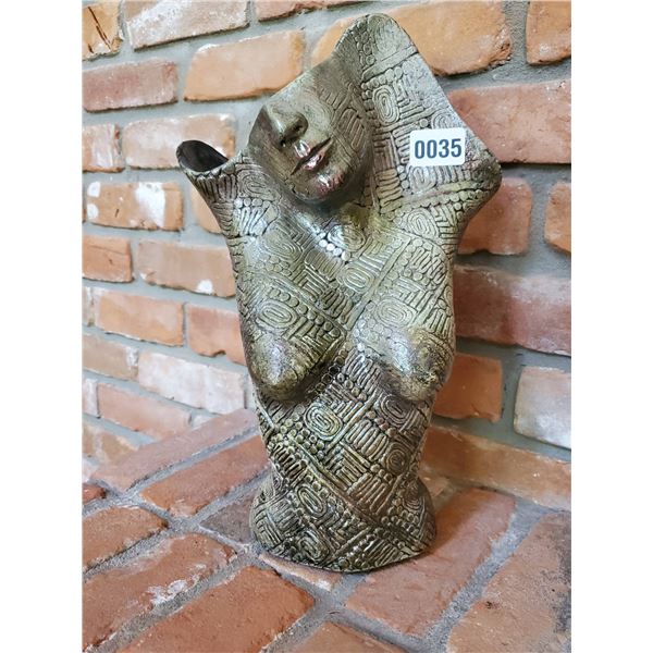 Ceramic glazed torso by Fernande Belande