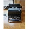 Image 1 : Antique Underwood Noiseless Typewriter