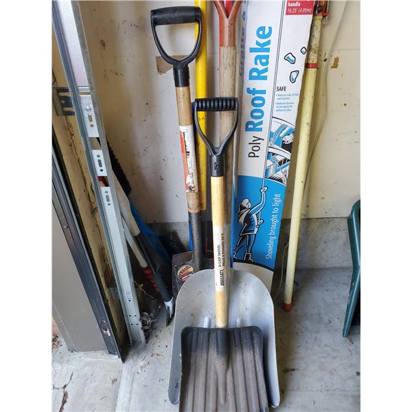 Shovels and Yard Tools
