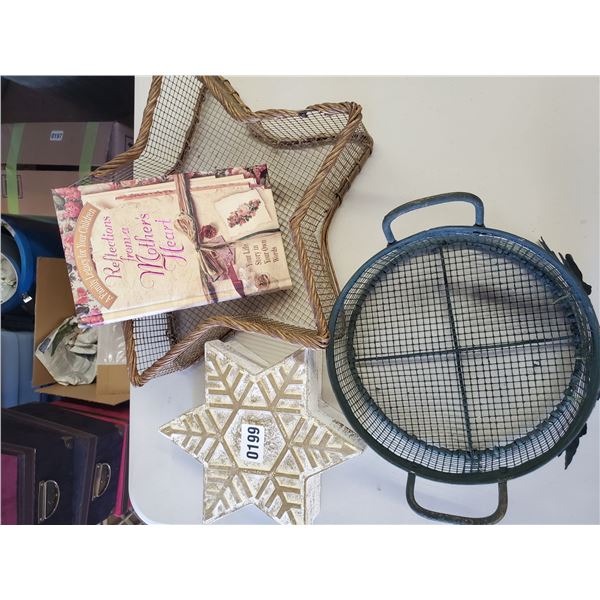 Decorative baskets and candle set