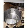 Image 4 : Kitchen Aid Stainless Steel Pots and Pans