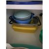 Image 4 : Misc. Tupperware