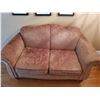 Image 1 : Loveseat