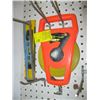 Image 1 : 2 SMALL LEVELS & A 100' TAPE MEASURE