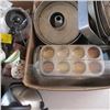 Image 2 : 2 BOXES OF MISC. POTS & PANS, KETTLE, MAGIC BULLET, ETC.