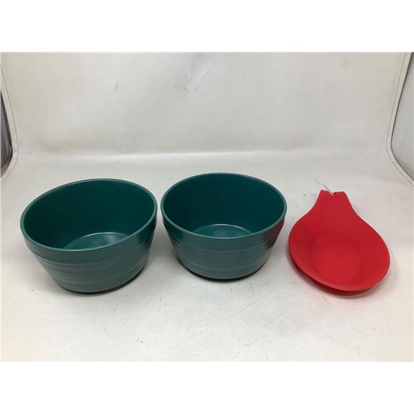 Lot Of 2 Bowls And Spoon Tray