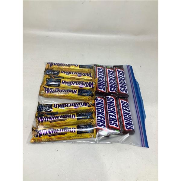 Lot Of 13 Assorted Candy Bars