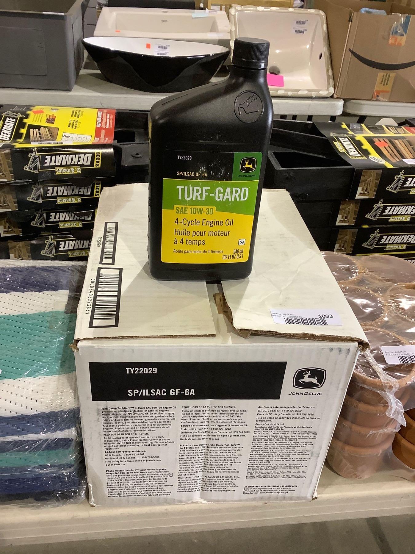 Case of John Deere Turf-Gard SAE 10W-30 4-Cycle Engine Oil (12 x 946mL)