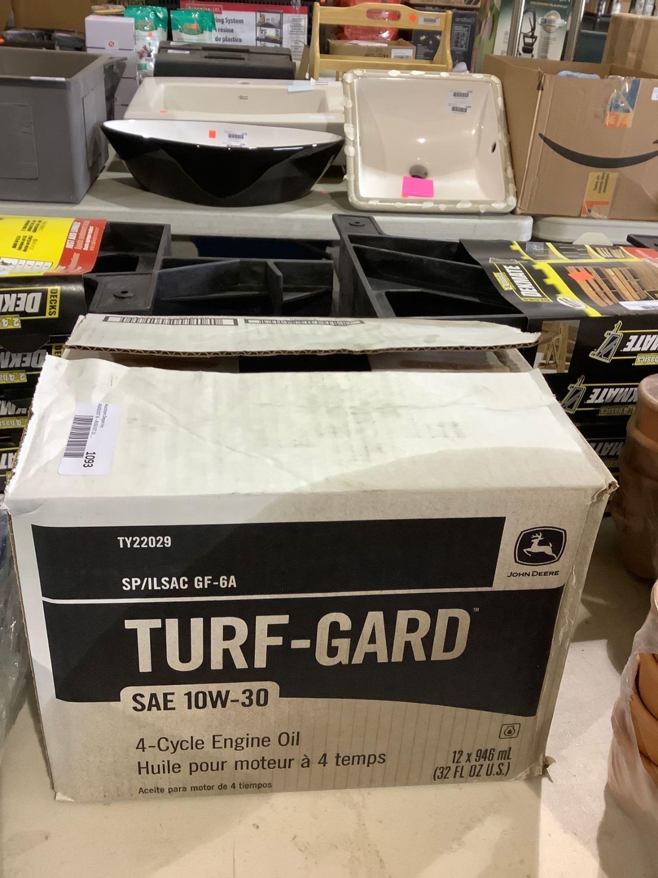 thumbnail image 2 of 32 Oz. John Deere SAE 10W-30 Turf Guard Motor Oil – OEM Spec, Quart Bottle 2 of 4