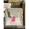 Image 1 : American Standard Porcelain Sink (16 1/2in x 16in)