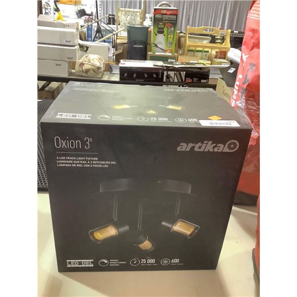 Artika Oxion3 3-LED Track Light Fixture (9.13in x 11.8in)