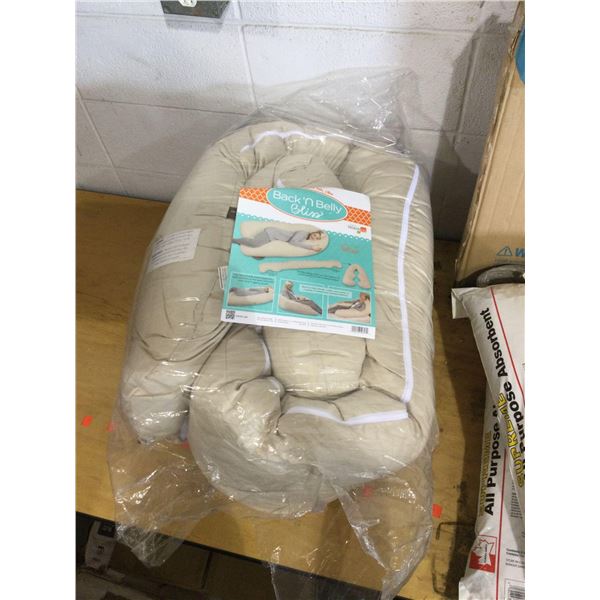 Leachco Back n' Belly Bliss Body Pillow