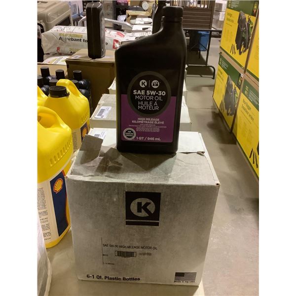 Case of Circle K SAE 5W-30 High Mileage Motor Oil (6 x 946mL)