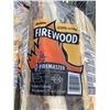 Image 3 : Pallet of Firemaster Deluxe Firewood