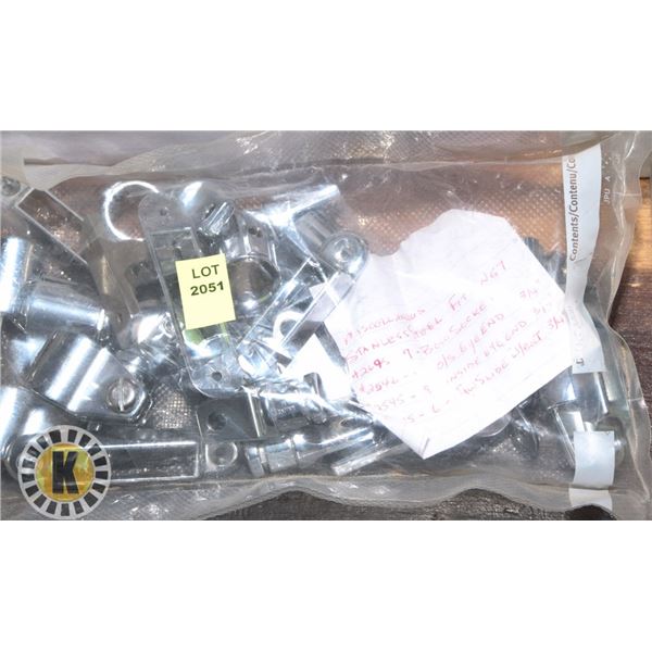 BAG OF ASSORTED STAINLESS STEEL FITTINGS