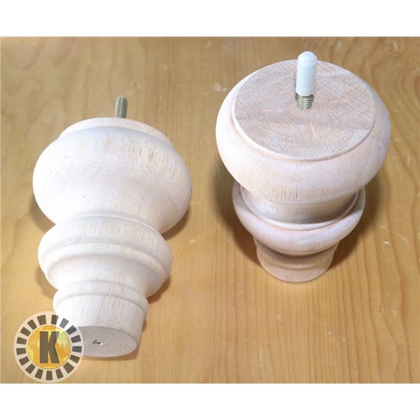 34 PCS OF ASSORTED COLOR CANDLE LEGS