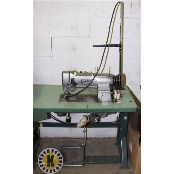 CONSEW INDUSTRIAL SEWING MACHINE WITH TABLE