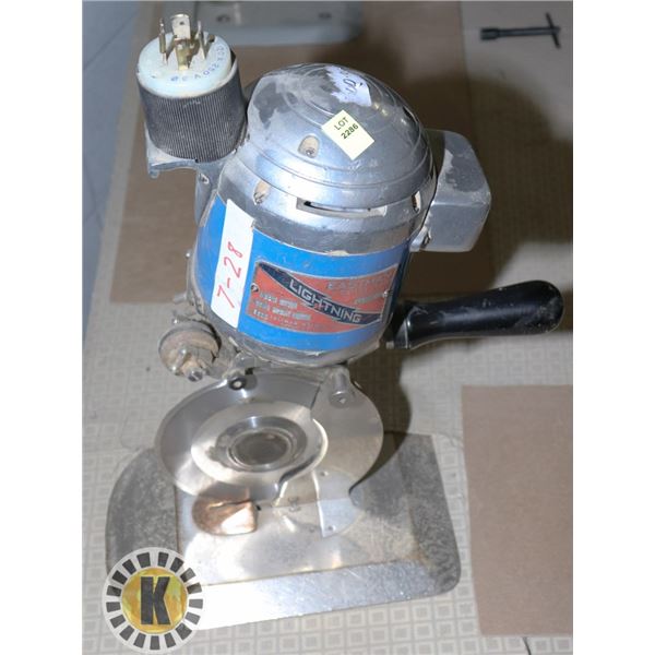 EASTMAN INDUSTIRAL FABRIC CUTTER MACHINE