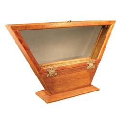 Straight Razor Oak Showcase