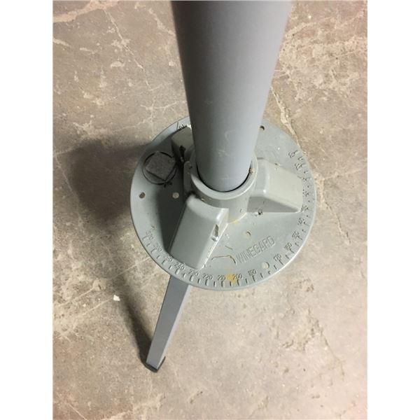 Winegard Tripod