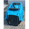 Image 2 : Small Blue Pet Carrier