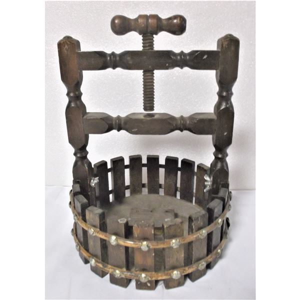 Nut Cracker with Bowl