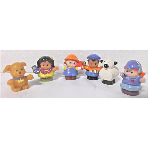 Six Fisher-Price Little People