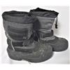 Image 1 : Pair of Winter Boots - Size 3
