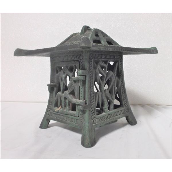 Pagoda Candle Holder