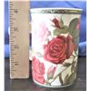 Image 7 : Four Royal Bone China Mugs - Roses - Pink has small chip