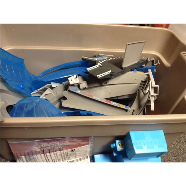 Pixar Race Track / Speedway