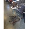 Image 1 : LOT OF HORSE TACK AND VINTAGE LEATHER SADDLE